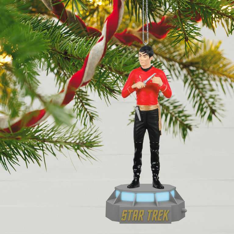 ST:TOS - Storytellers: "Lieutenant Hikaru Sulu” Star Trek Mirror Mirror - Star Trek: Mirror Universe (MAGIC: Storytellers) ornament collectible [Barcode 763795785971] - Main Image 2