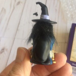 Hallmark - Halloween - 2004 - Matilda, The Cook - Witch (Halloween) ornament collectible - Main Image 3