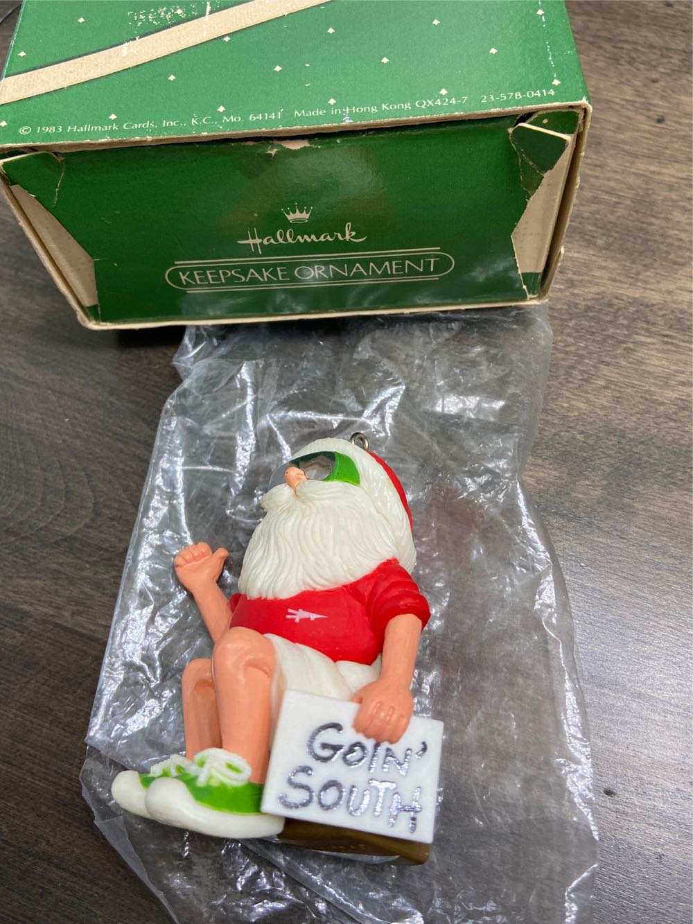 Hitchhiking Samta  ornament collectible - Main Image 3