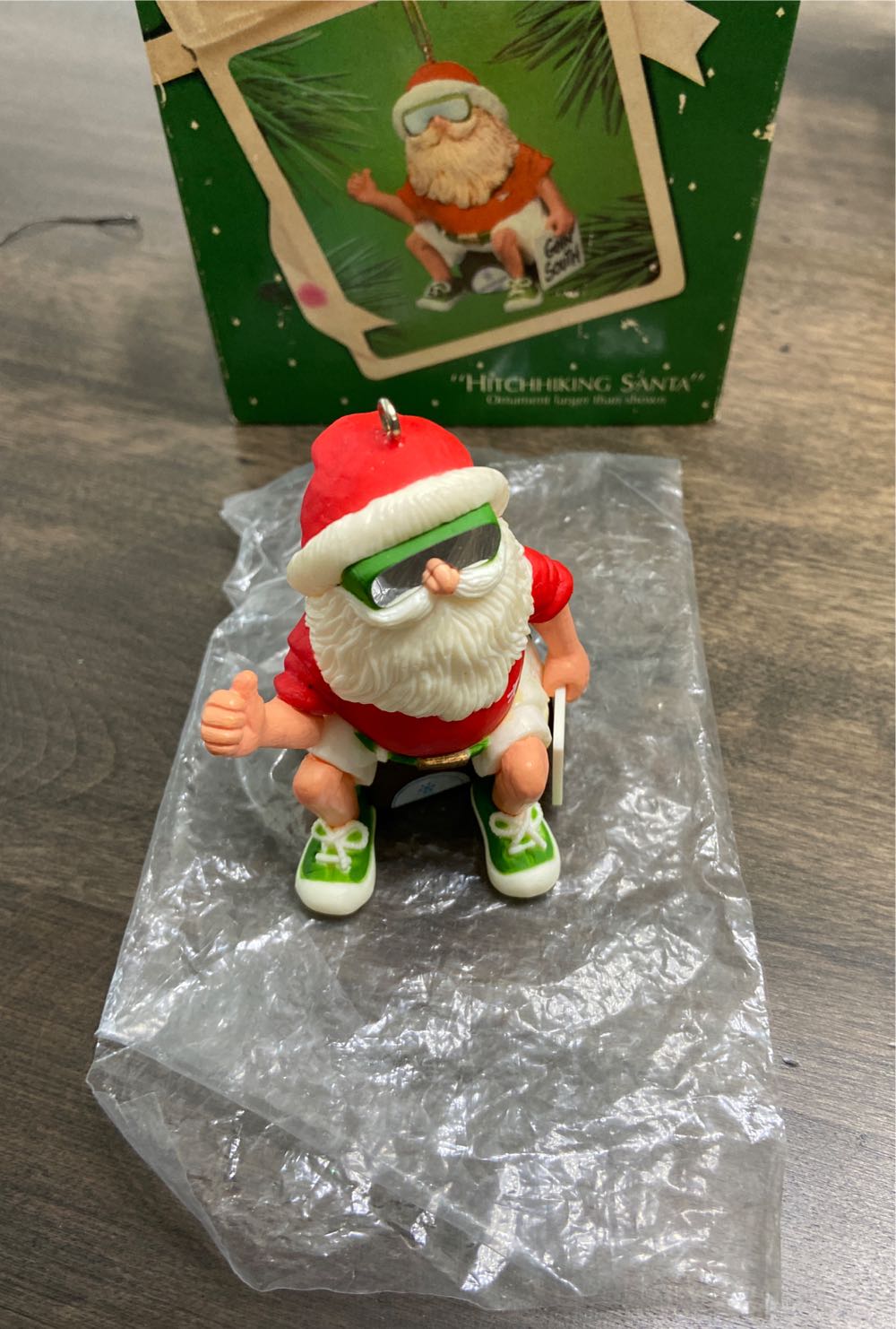 Hitchhiking Samta  ornament collectible - Main Image 4