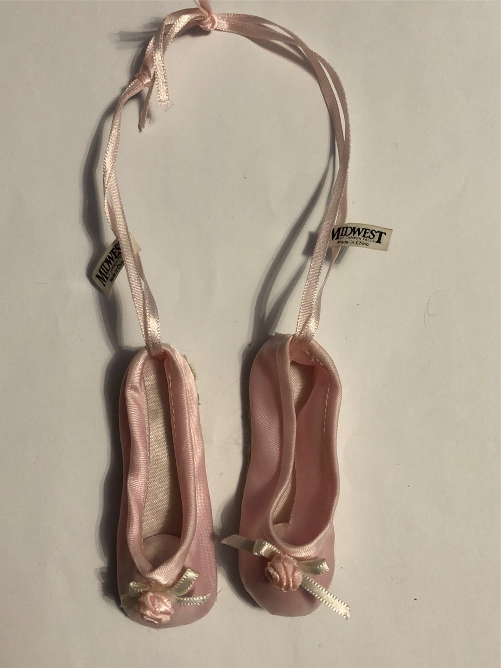Ballet slippers  ornament collectible - Main Image 1