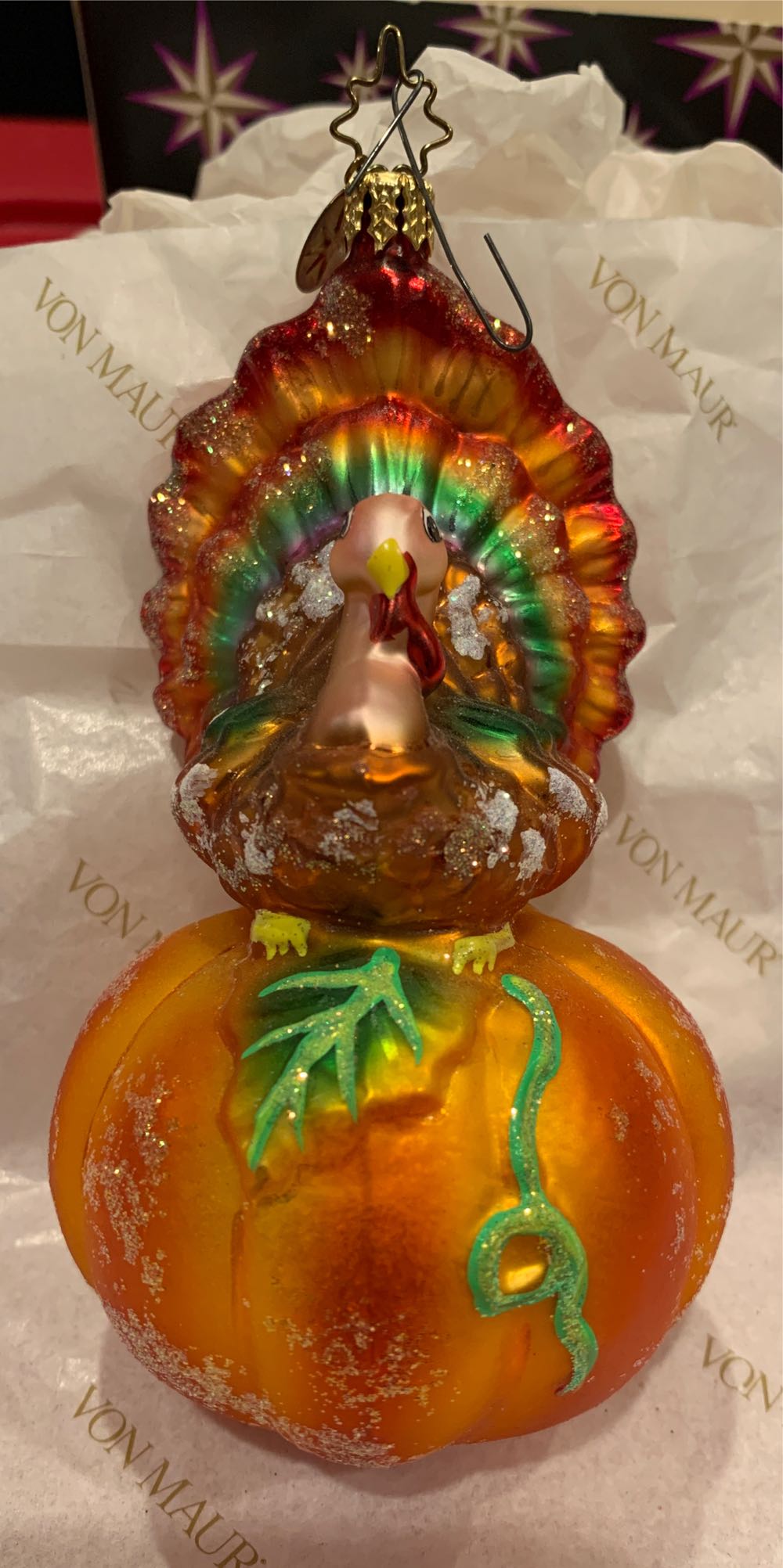 Pumpkin Perch (Thanksgiving) ornament collectible - Main Image 1
