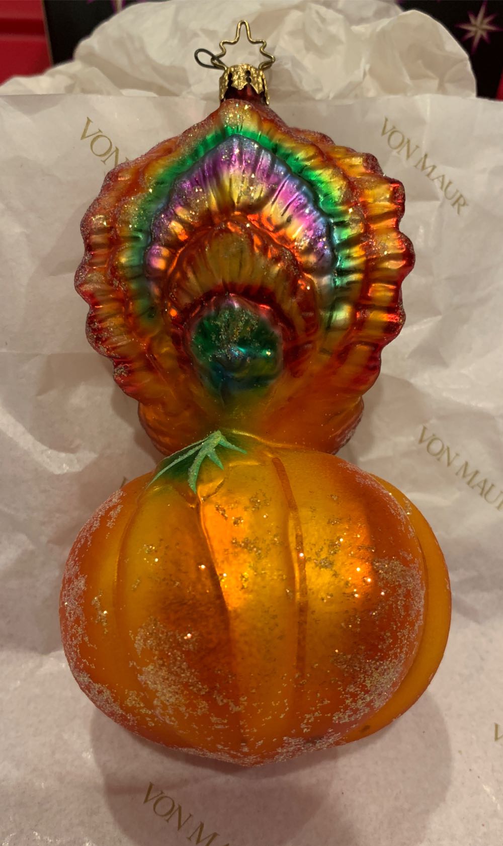 Pumpkin Perch (Thanksgiving) ornament collectible - Main Image 2