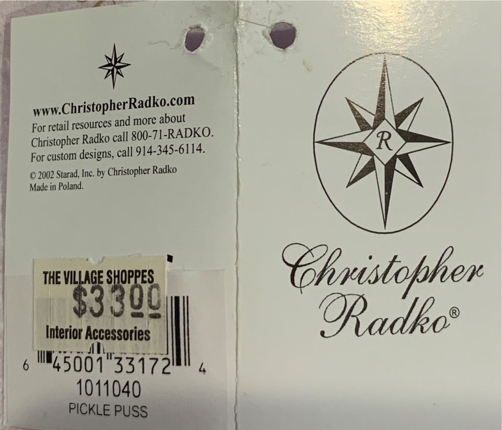 Pickle Puss  (food) ornament collectible - Main Image 4