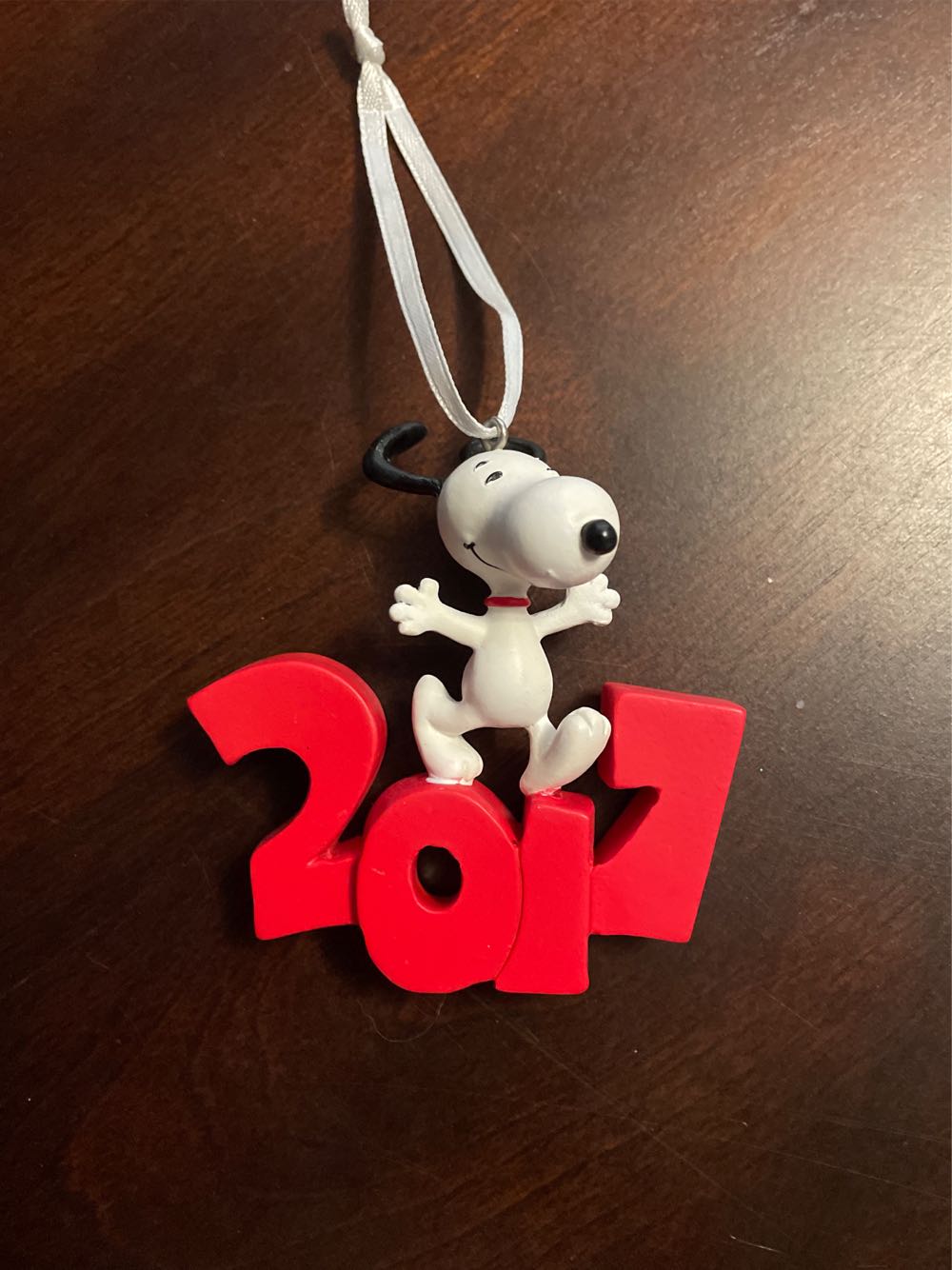 Carlton Cards ”mom ” Heirloom Collection Angel