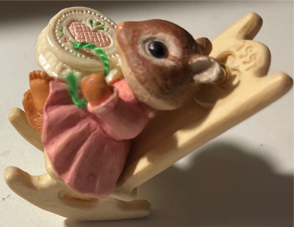 Loving Stitches - Tender Touches Collection (Loving Stitches) ornament collectible [Barcode 070000027444] - Main Image 4