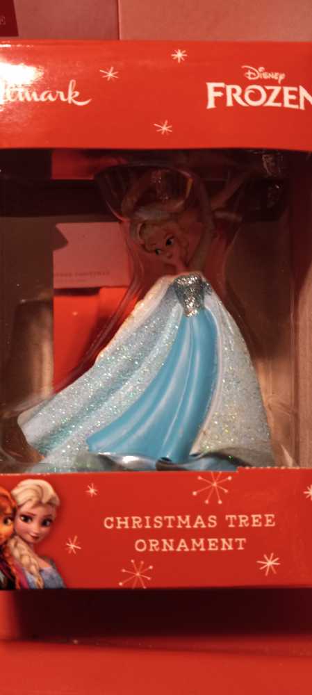 Hallmark Christmas Tree - hallmark red box (Frozen) ornament collectible [Barcode 763795031306] - Main Image 1