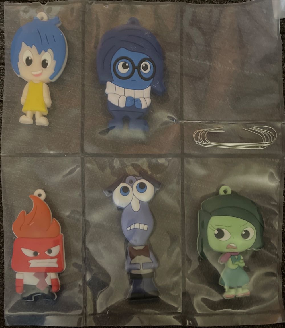 Peanuts Snoopy With Sled