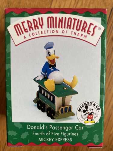 Donald’s Passenger Car  ornament collectible - Main Image 2