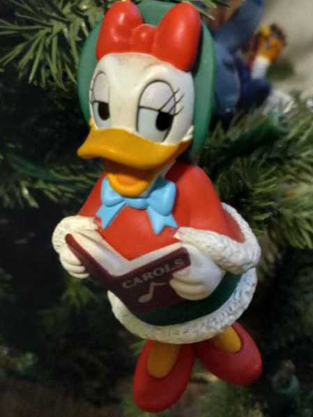 Jim Shore Christmas Day Santa In Glass Globe