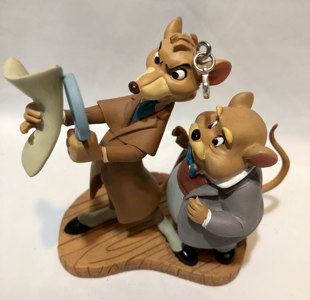 Williamsburg Angel Ornament  0455445