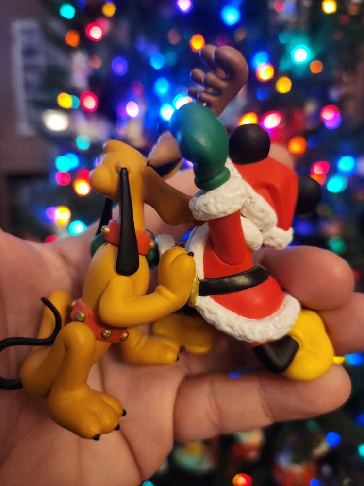 Mickey’s Favorite Reindeer  ornament collectible - Main Image 2