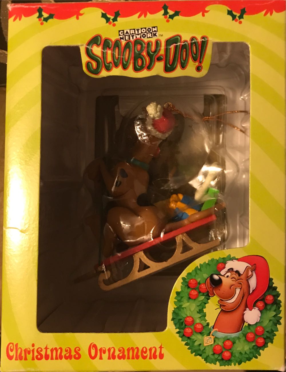 Hanna Barbera Scooby-Doo! On Sled  ornament collectible [Barcode 097013827014] - Main Image 2