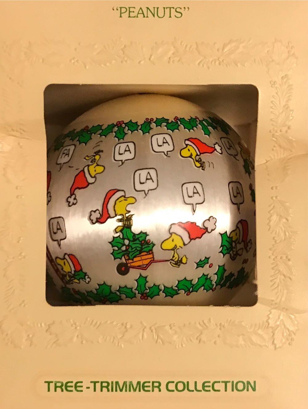 Peanuts Satin Ball 1981  ornament collectible - Main Image 2