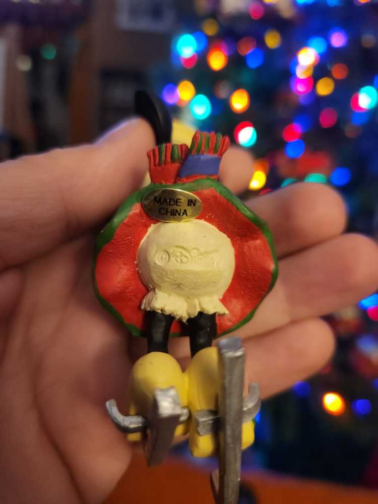 Disney Store Minnie Ice Skating  ornament collectible - Main Image 2