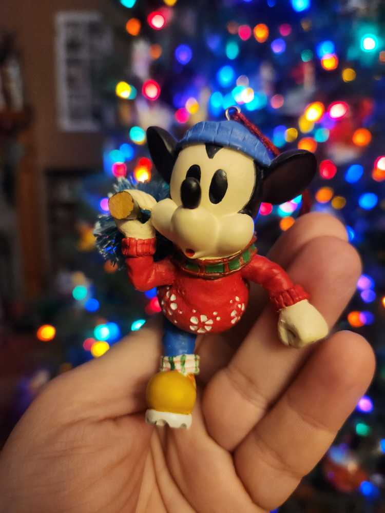 5 Sneeuwpophoofden Op Elkaar Met Hoed