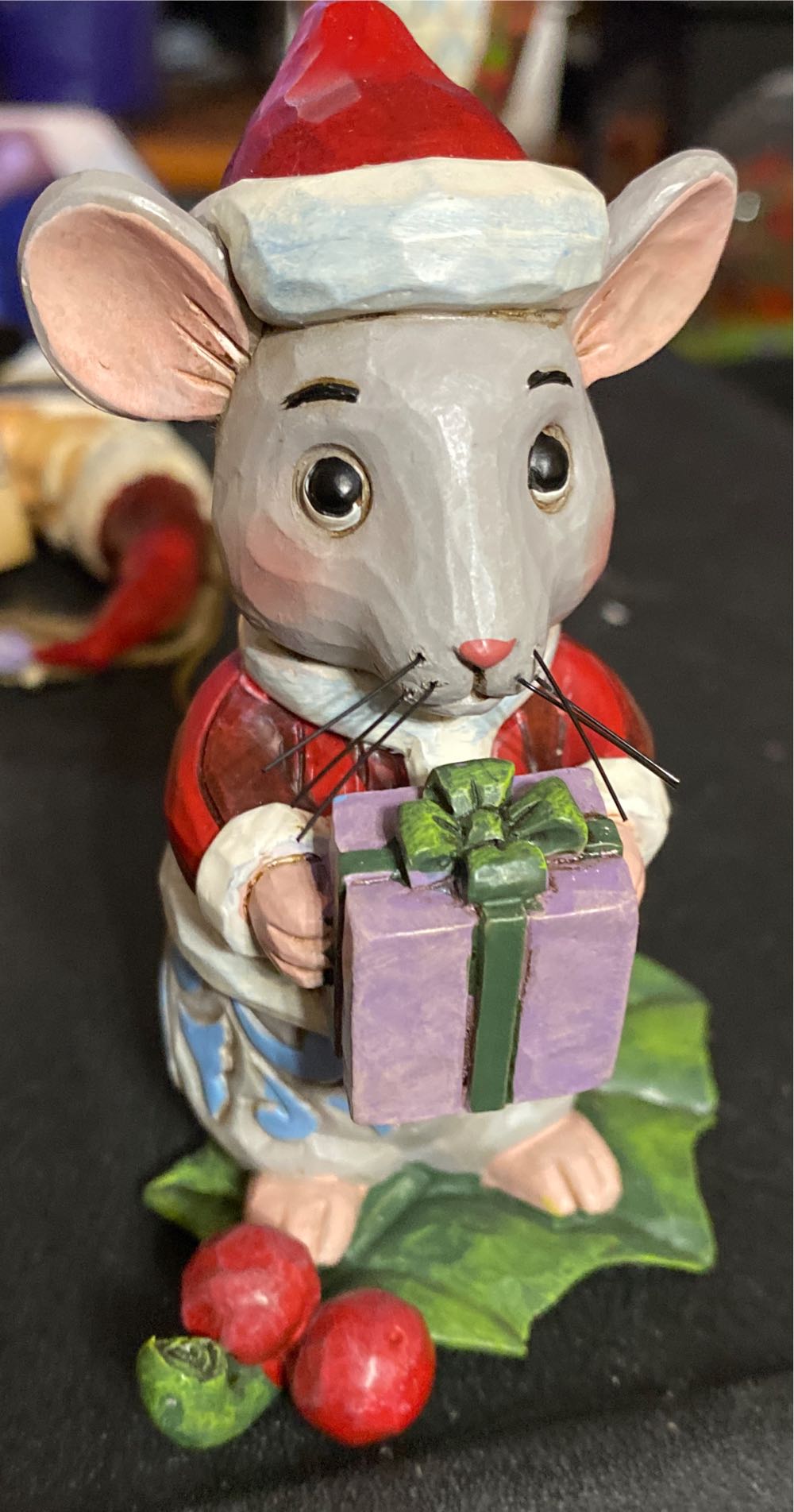 Jim Shore Heartwood Creek Christmas Mouse Figurine 6006663  ornament collectible [Barcode 028399263400] - Main Image 2