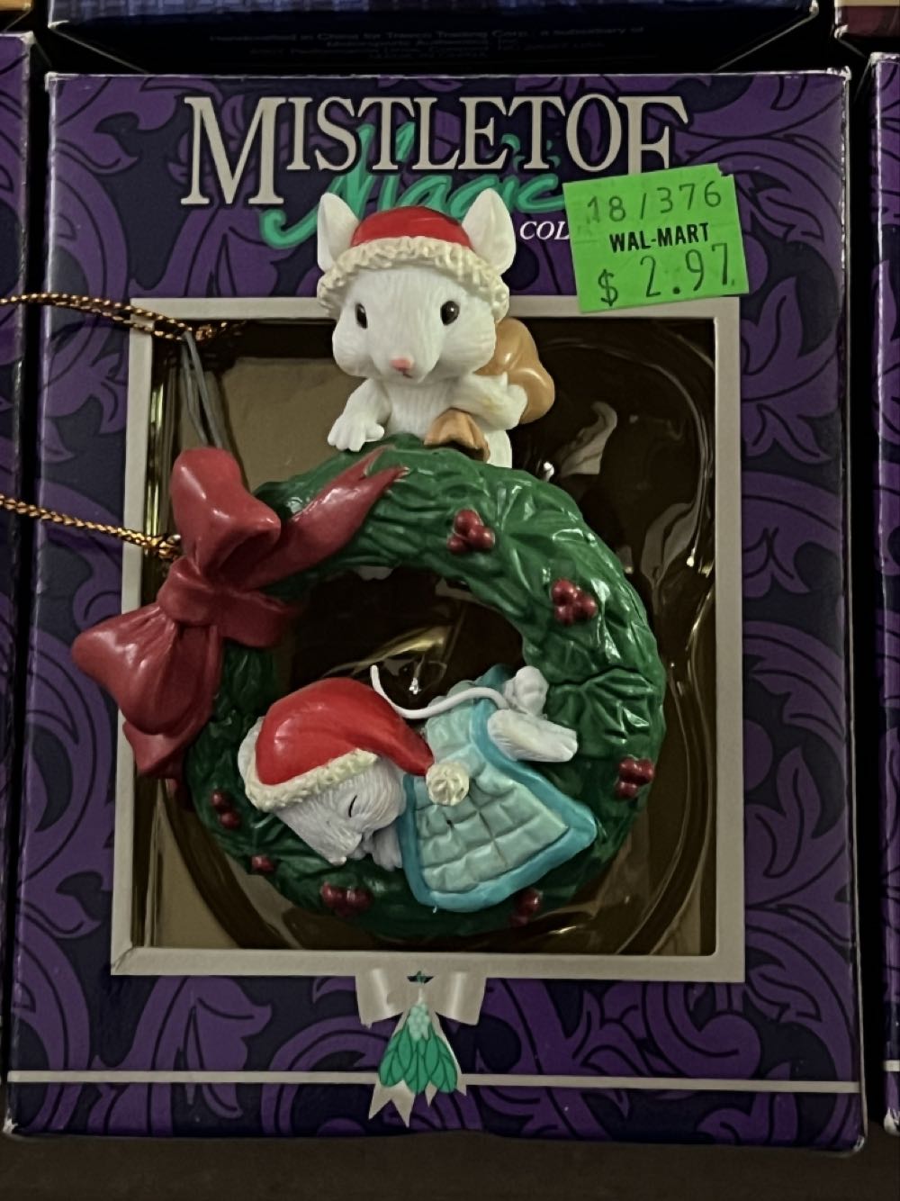 Mice On Wreath  (Mistletoe Magic) ornament collectible [Barcode 097013419127] - Main Image 1