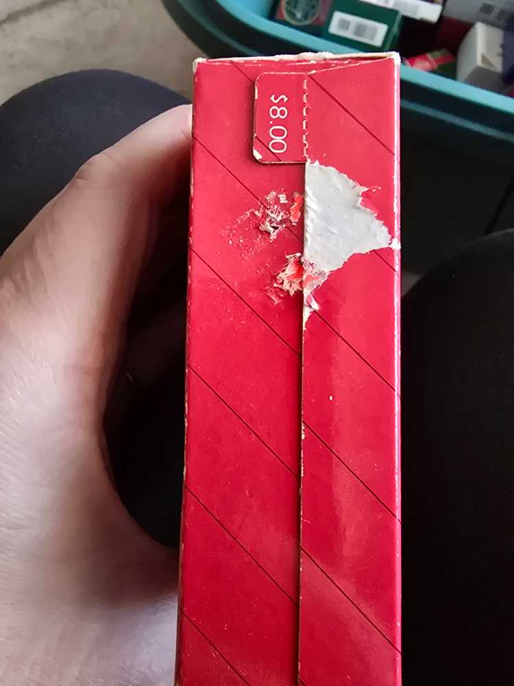 Holiday Heart - Hallmark Keepsake (Hearts) ornament collectible - Main Image 3