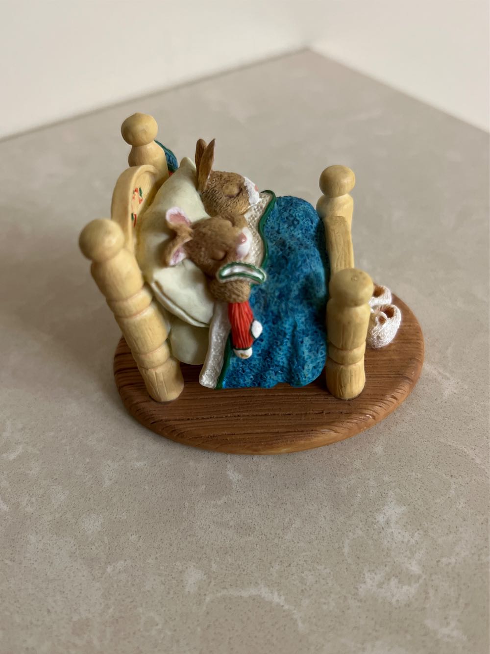 Tender Touches - Waiting For Santa (Waiting for Santa) ornament collectible - Main Image 2