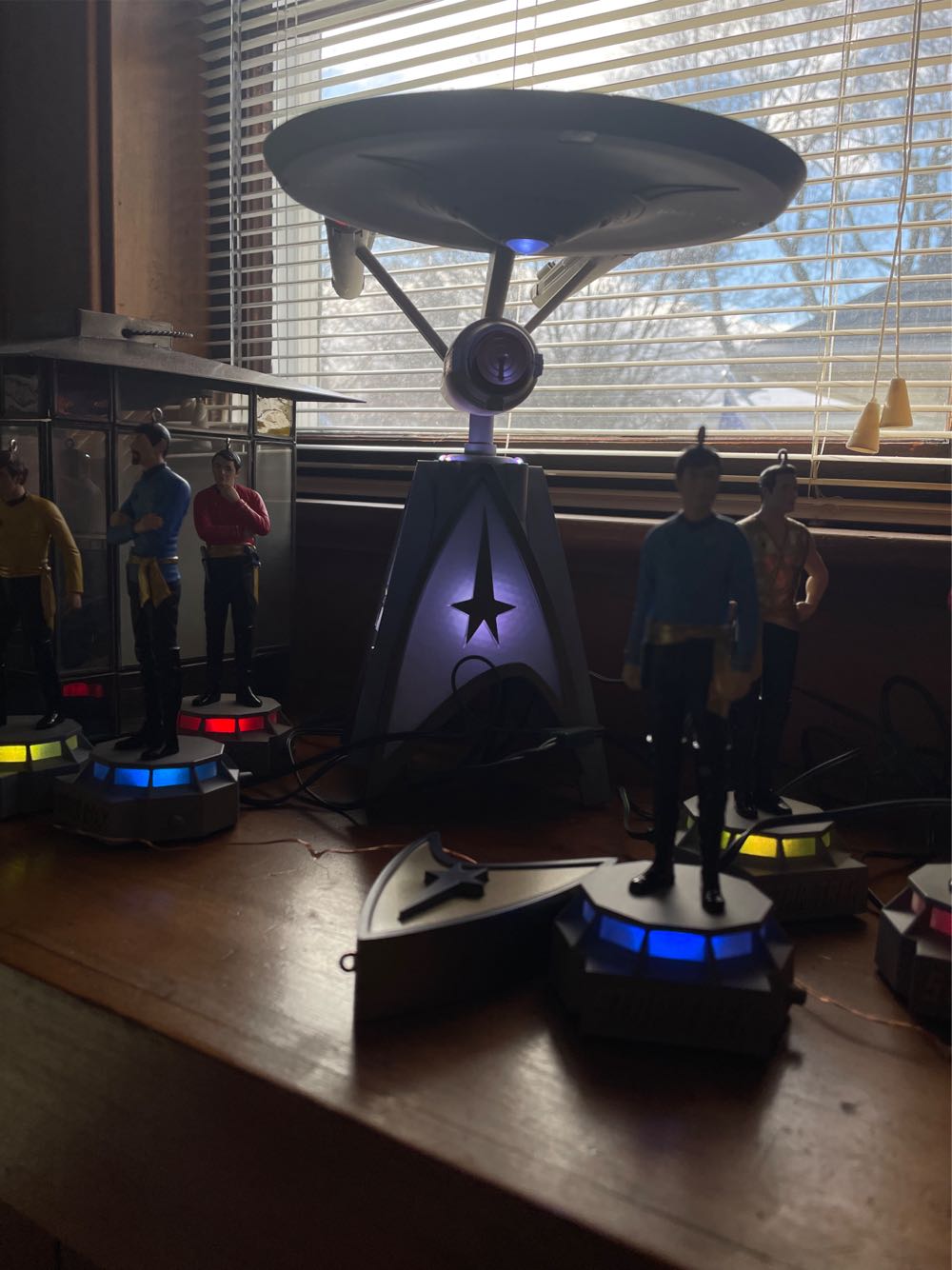 Star Trek Mirror, Mirror, U.S.S Enterprise Tree Topper With Lights - Storytellers ornament collectible [Barcode 763795785940] - Main Image 1