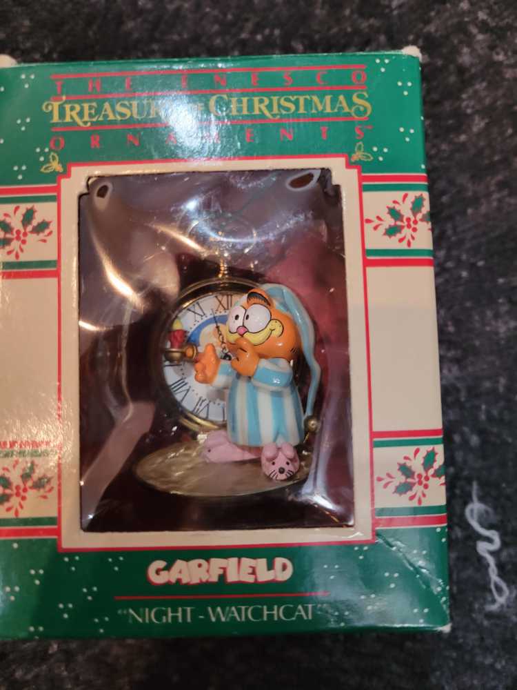 Rudolph With Christmas Tree & Presents