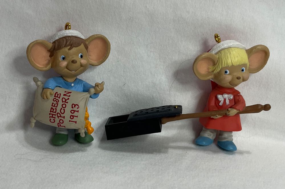 Popping Good Times - Hang Togethers (Mice) ornament collectible [Barcode 5073017032017] - Main Image 3