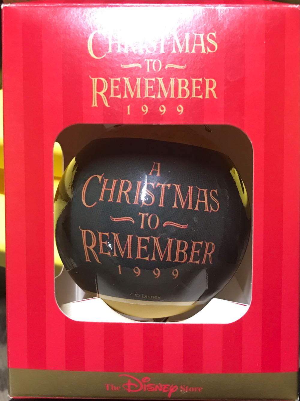 Disney Mickey & Pluto A Christmas To Remember Glass Ball - Mickey & Pluto ornament collectible [Barcode 417200579197] - Main Image 2