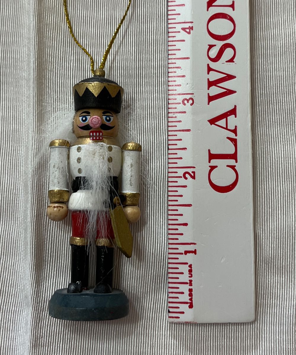 Heartwood Creek Jim Shore SANTA WITH CANE Ornament 2010 Enesco 4017601 Retired