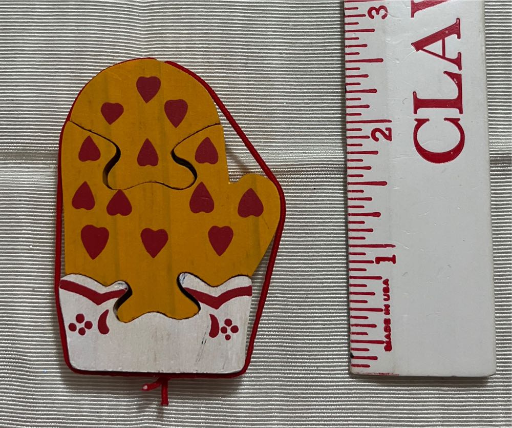 Mitten Puzzle  ornament collectible - Main Image 1