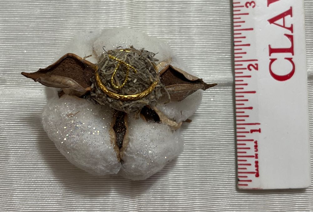 Cotton Boll Angel  ornament collectible - Main Image 2