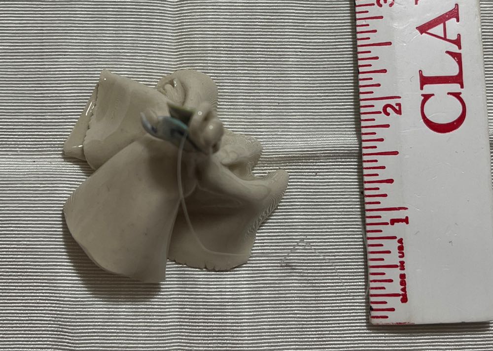 Porcelain Angel  ornament collectible - Main Image 2