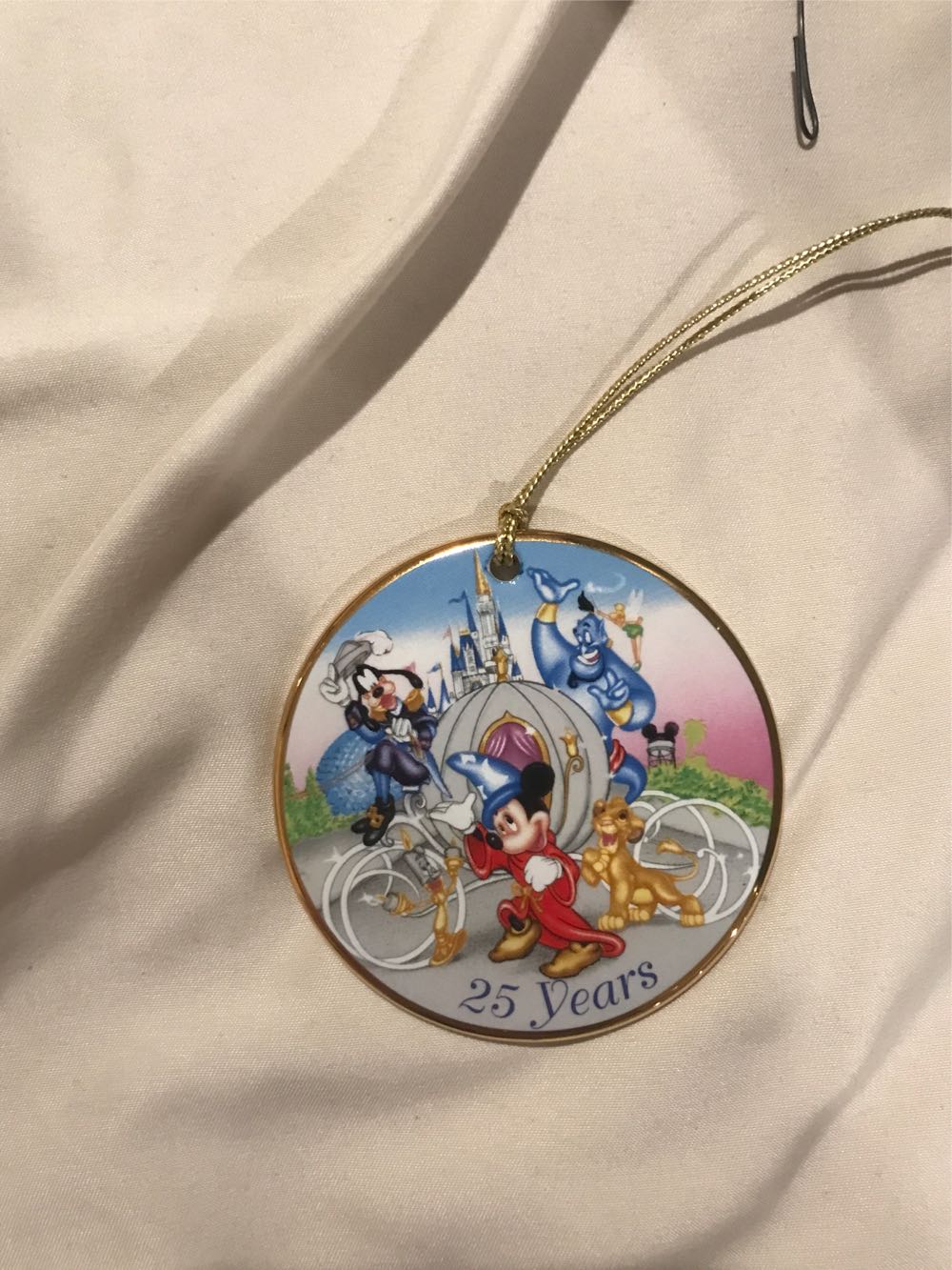 Disney WDW 25th Anniversary Disc  ornament collectible [Barcode 400153090444] - Main Image 4