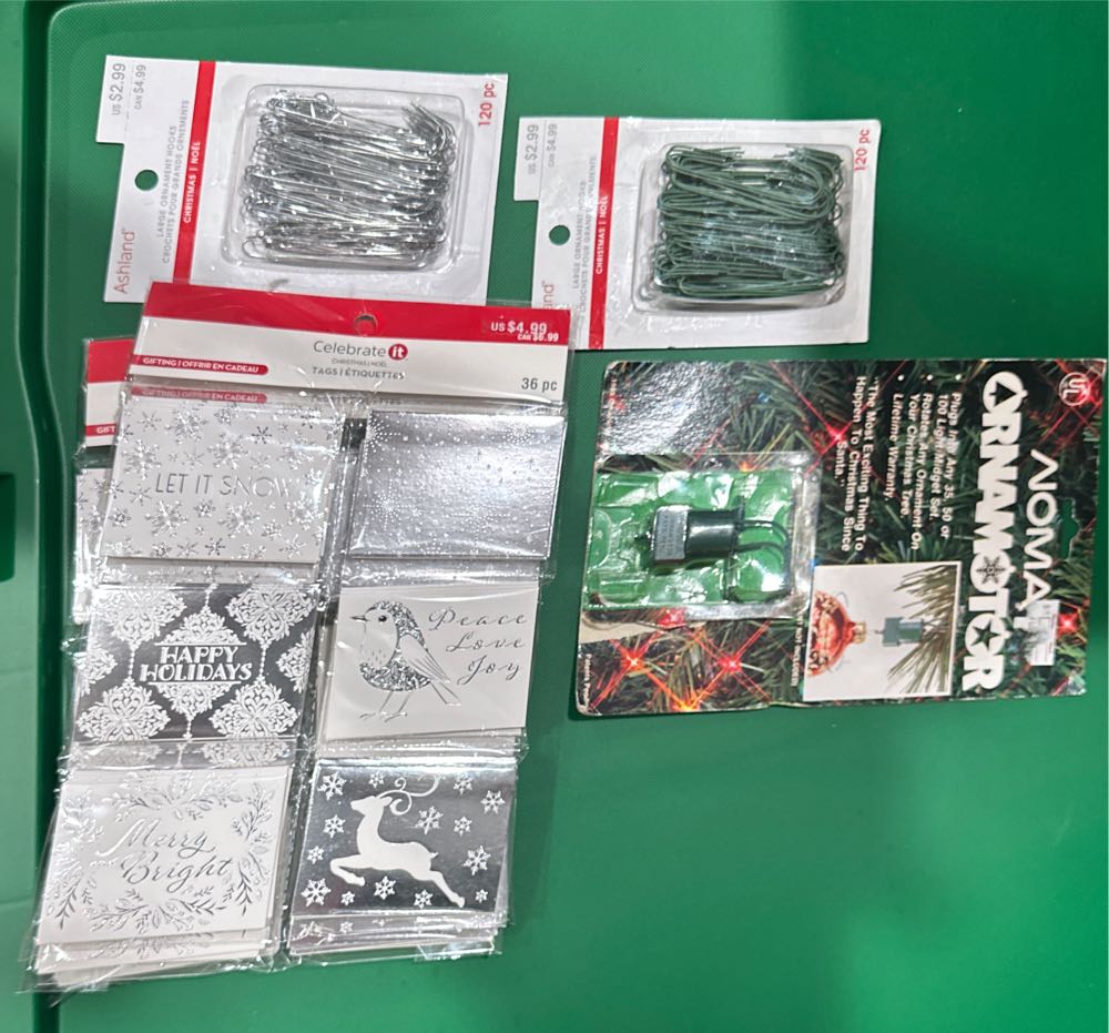 Christmas Spare Rooms Linens, Placemats, Kitchen, And Flags - Christmas (Christmas) ornament collectible - Main Image 4