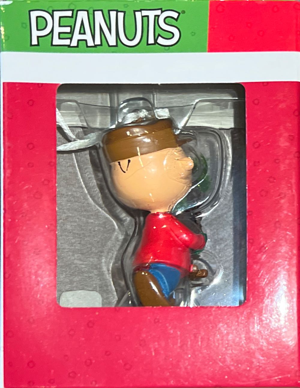 Charlie Brown - Peanuts (Red Box) ornament collectible [Barcode 763795129379] - Main Image 2