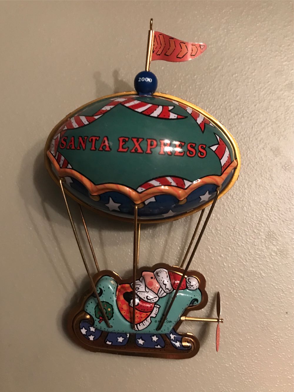 Merry Ballooning  ornament collectible - Main Image 2