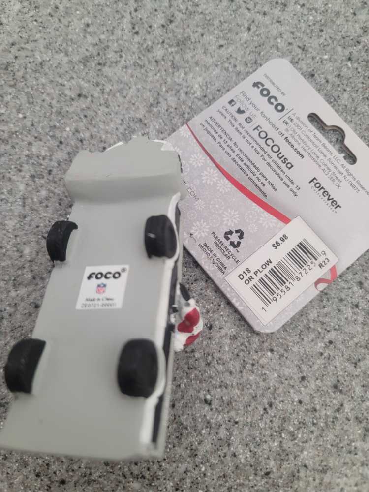 NFL Raiders Snowplow Ornament   (NFL Collection) ornament collectible [Barcode 195581872259] - Main Image 4