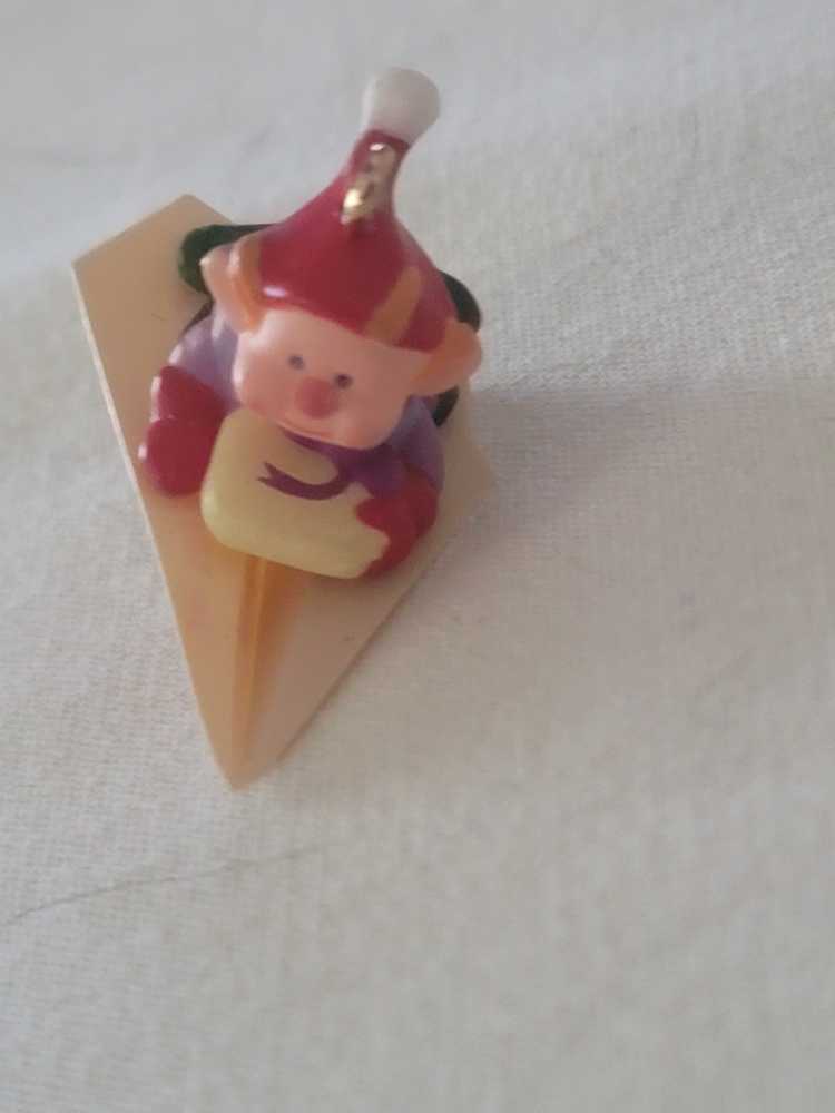 Flying Elf  (Miniatures) ornament collectible - Main Image 4
