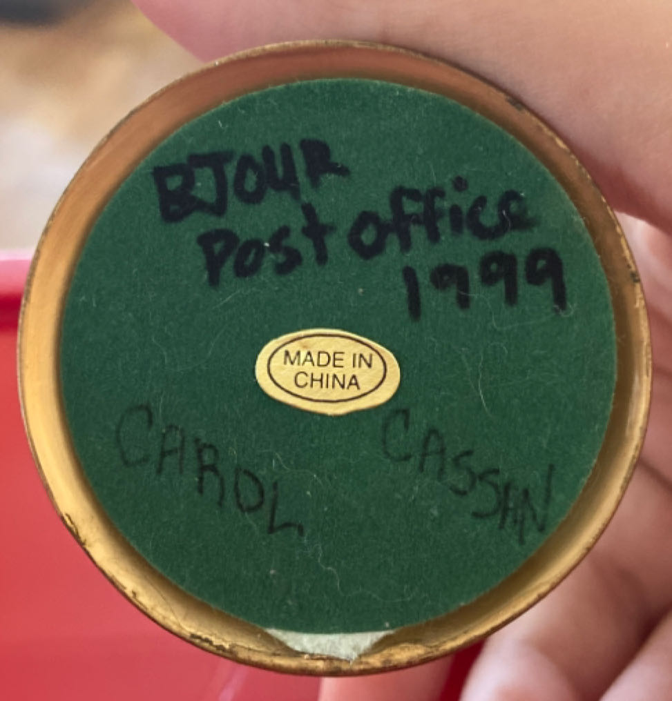 Teardrop Angel - Gift (Sentimental) ornament collectible - Main Image 2