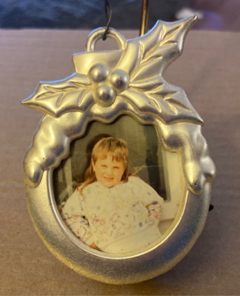 Eli”s Cobbler Shoppe #65123