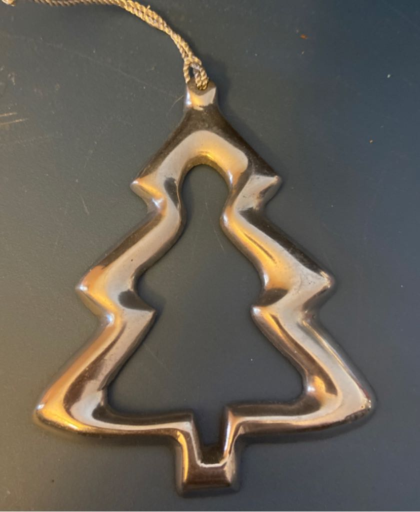 Silver Tree  (Pewter) ornament collectible - Main Image 1