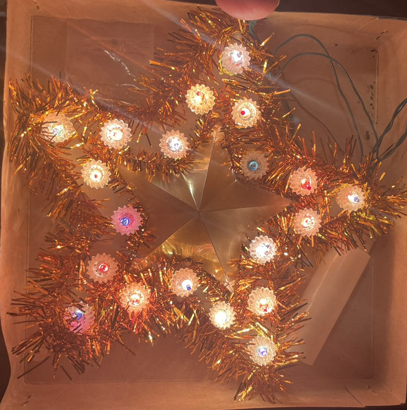 Tree Topper - Star - Sparkle Star Lites - Star (Tree Topper) ornament collectible - Main Image 2