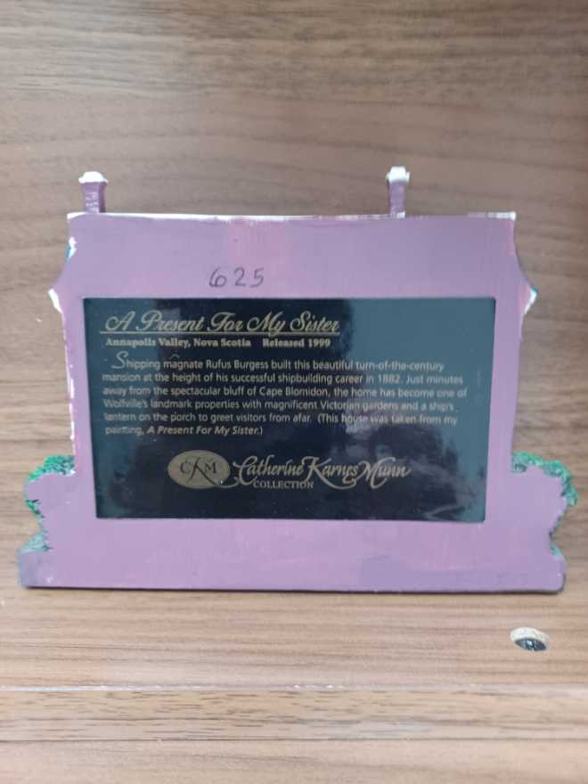 A Present For My Sister  (Christmas Village) ornament collectible - Main Image 2