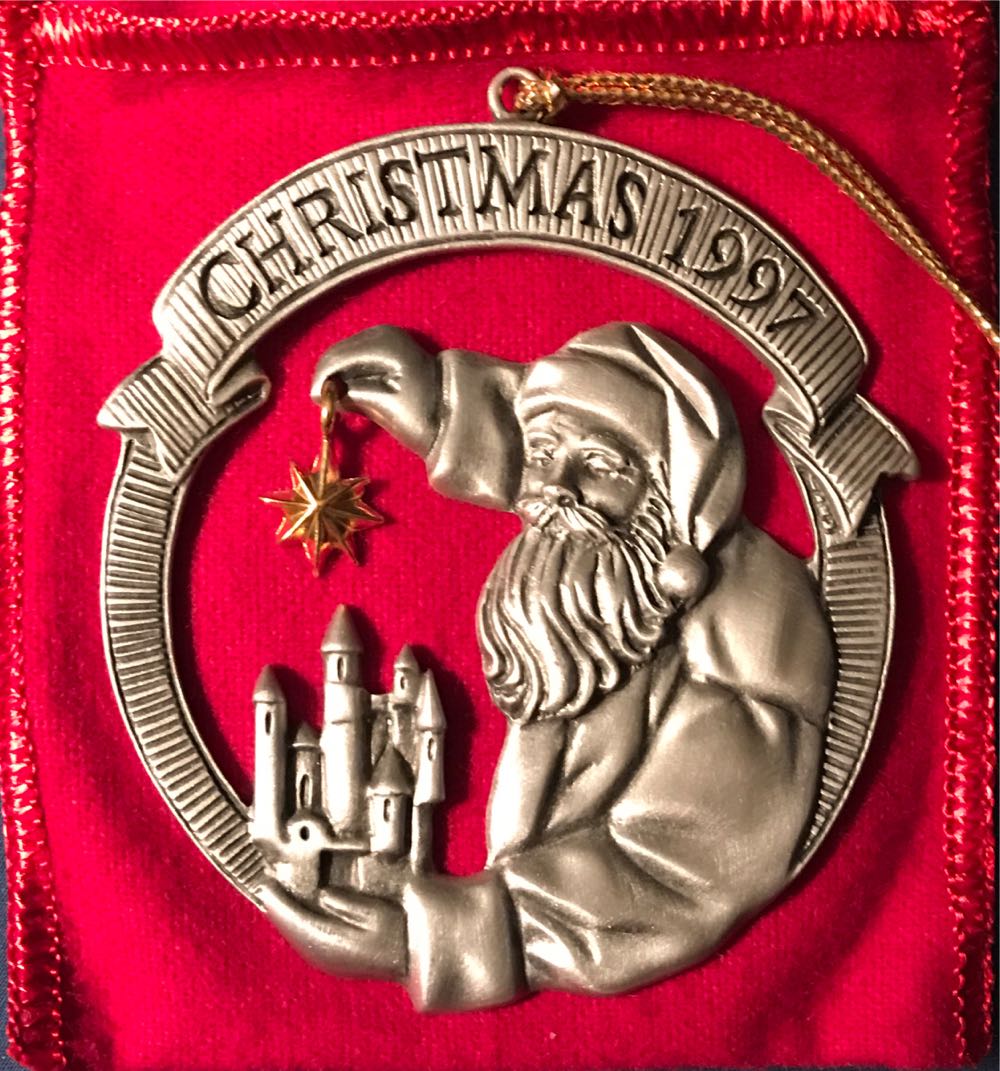 Coastal Santa W Lighthouse Scene