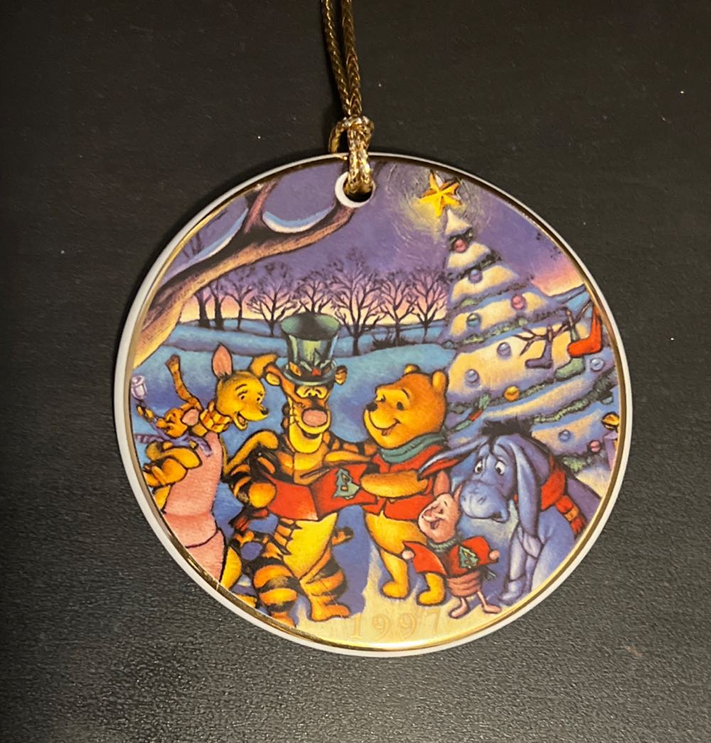 Pooh’s Season Of Song - Winnie the Pooh (Winnie the Pooh) ornament collectible [Barcode 417039342085] - Main Image 2