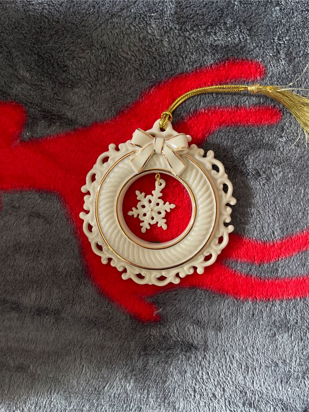 Dancing Snowflake Wreath  ornament collectible [Barcode 882864670434] - Main Image 3