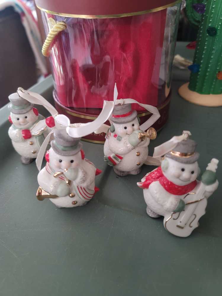 ©lenox Christmas Snowmen Set 4 Ornaments Mib New And Still Sealed Original Box  ornament collectible [Barcode 091709533630] - Main Image 2
