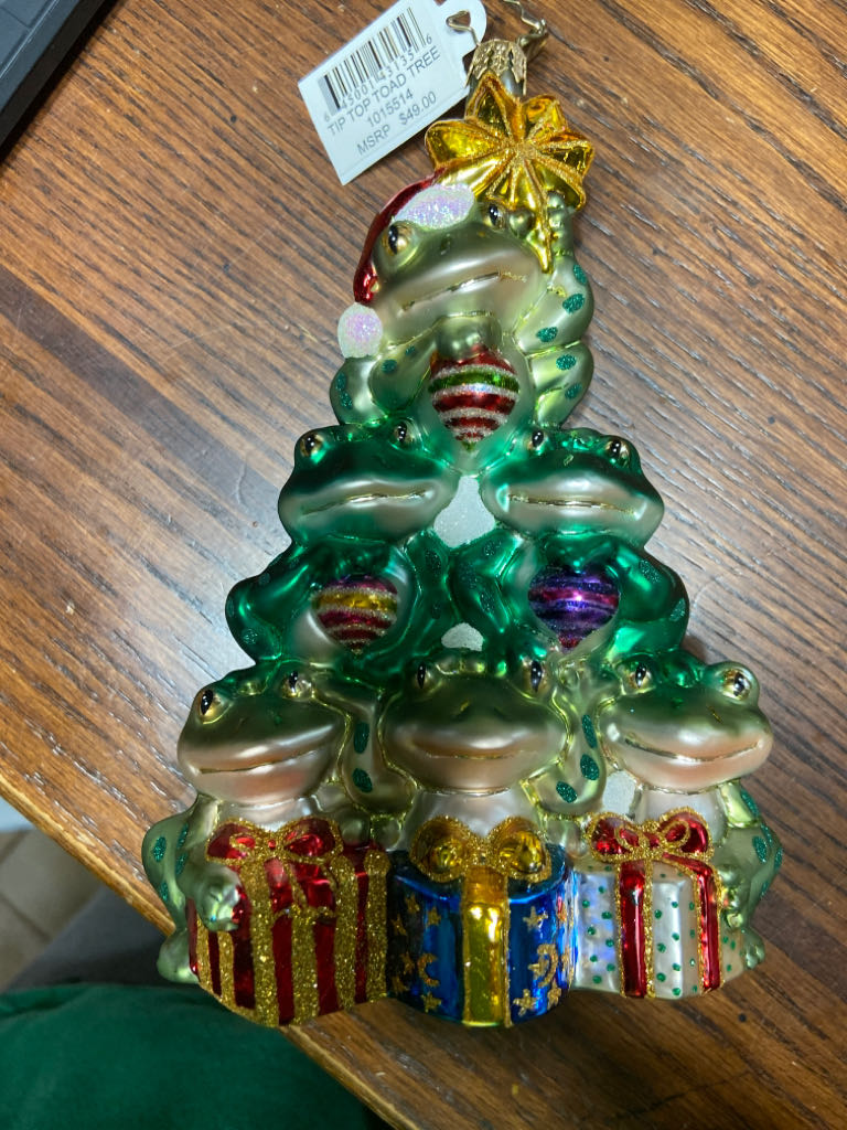 Pigs Under The Mistletoe