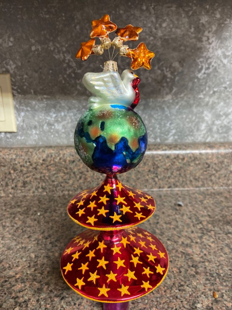 Splendor Of Peace  ornament collectible - Main Image 2