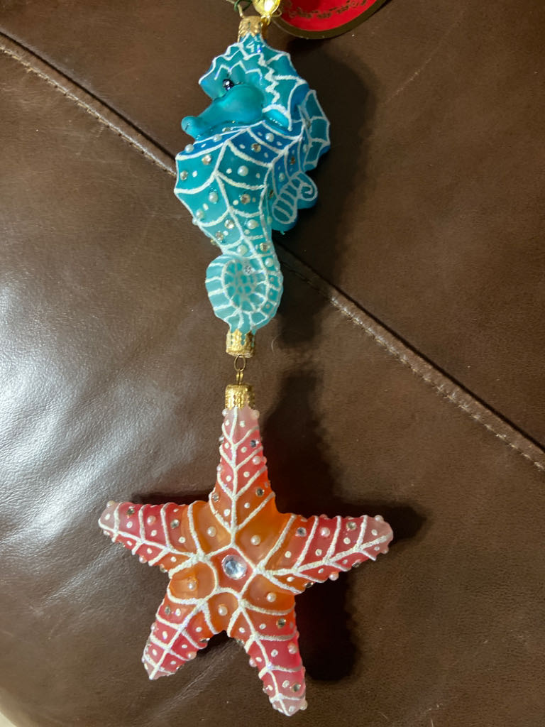 Figural - Pinecone - Orange